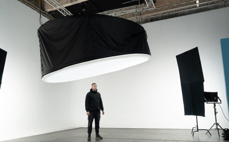 DoPchoice AIRGLOW FLOAT Introduced - Inflatable and Round Toplight Modifier